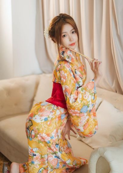 漂亮的小蜜桃_乱人伦精品视频在线观看