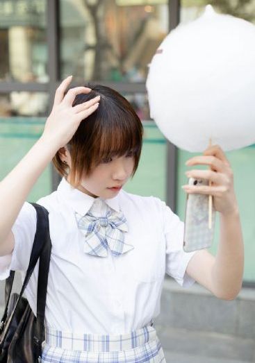 白丝美女被艹_免费观看字幕